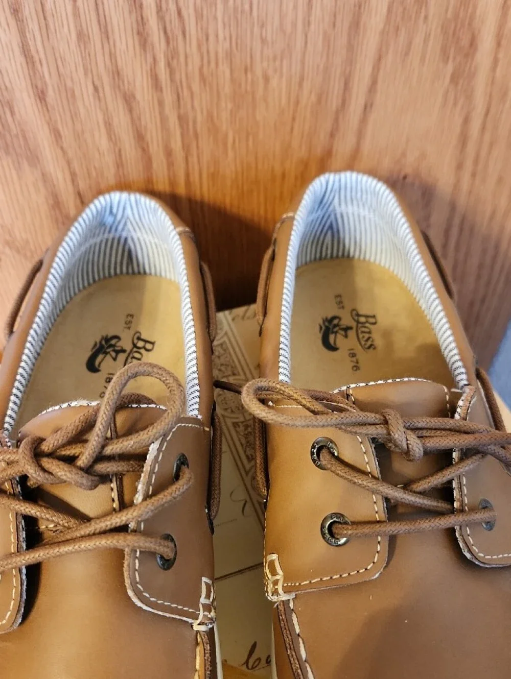 Bass Men's Tan Leather Boat Shoes with White Sole
